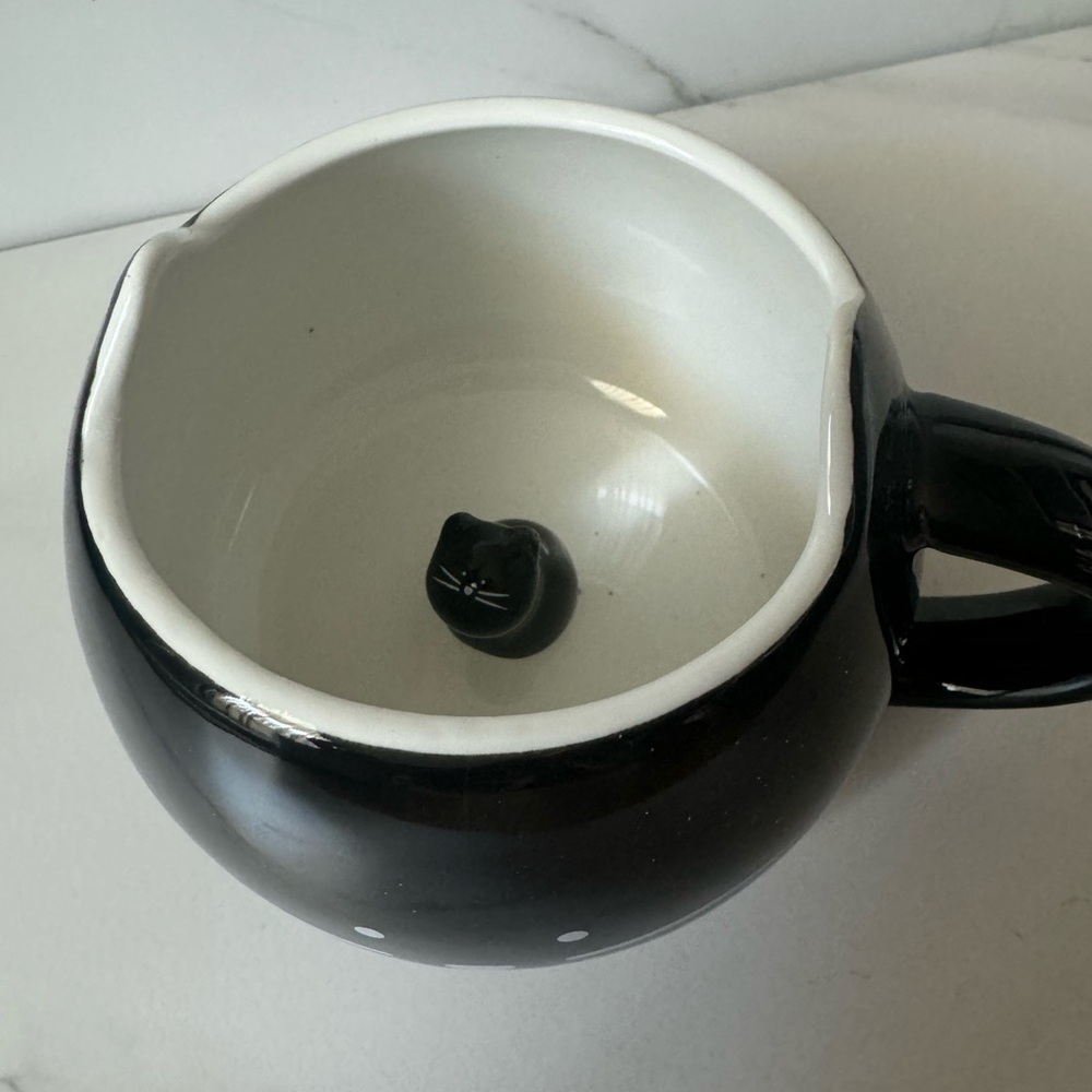 Black cat mug - Picture 2 of 6